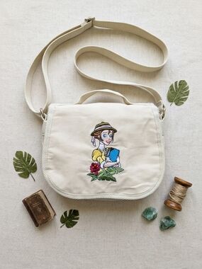 Vintage Disney Tarzan Jane Porter Embroidered Canvas Crossbody Bag Cottagecore